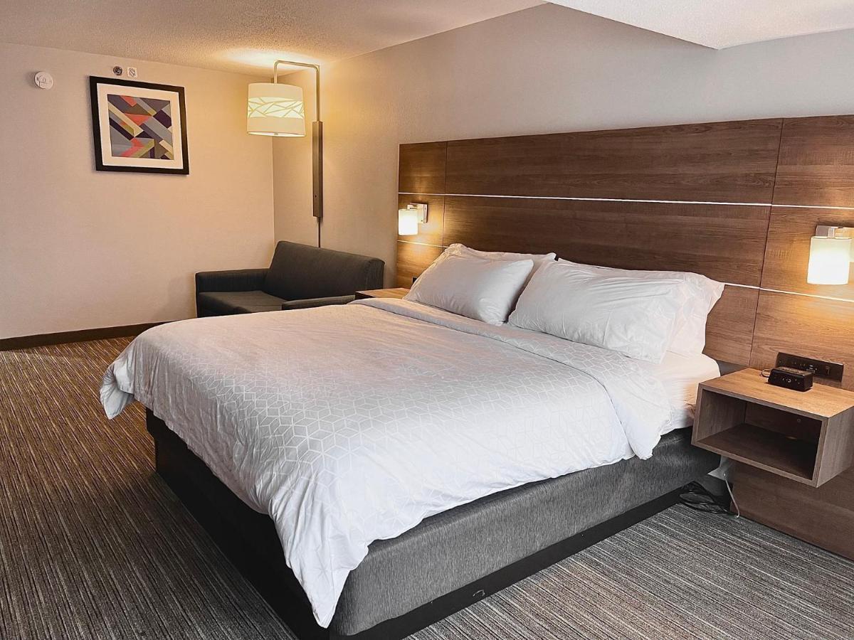 Holiday Inn Express Mount Pleasant- Scottdale By Ihg Eksteriør billede